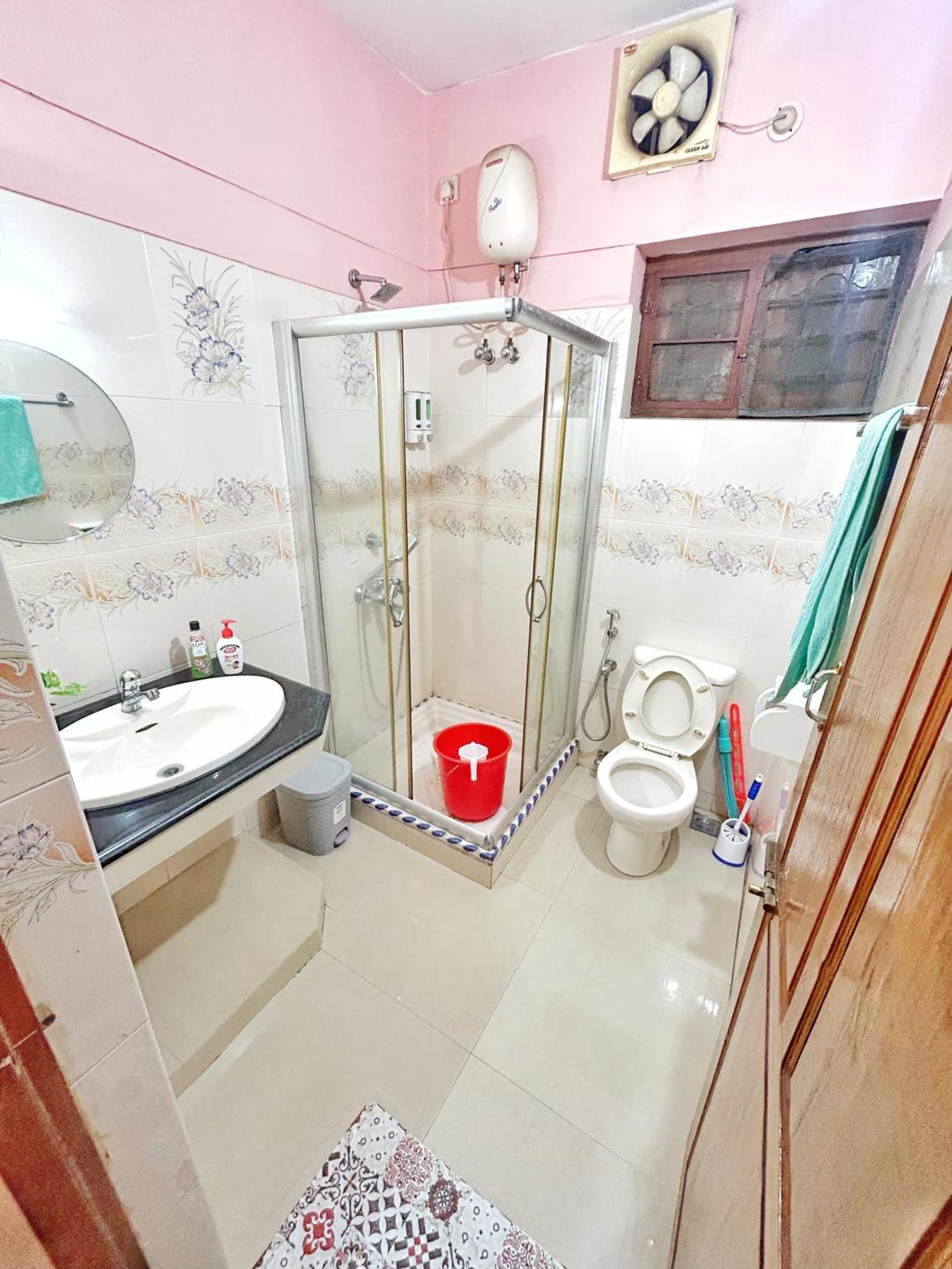 La Casa Trivandrum 4 Bhk Ac Luxury Villa At City Centre, Just 6 Kms To Airport トリバンドラム エクステリア 写真