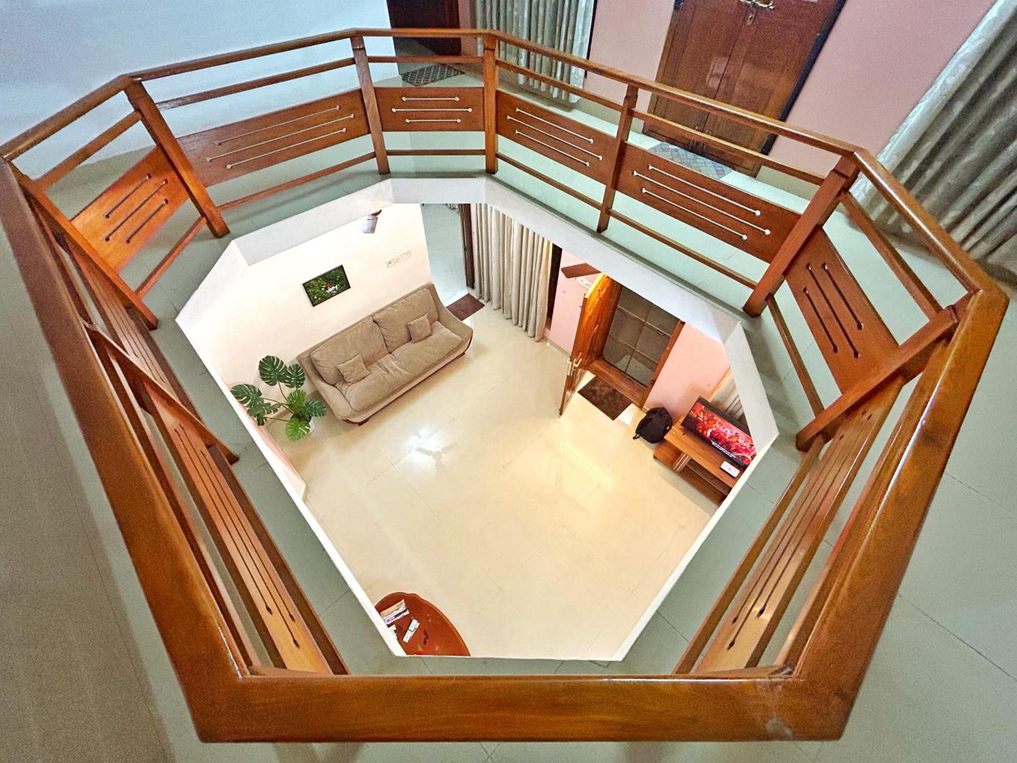 La Casa Trivandrum 4 Bhk Ac Luxury Villa At City Centre, Just 6 Kms To Airport トリバンドラム エクステリア 写真