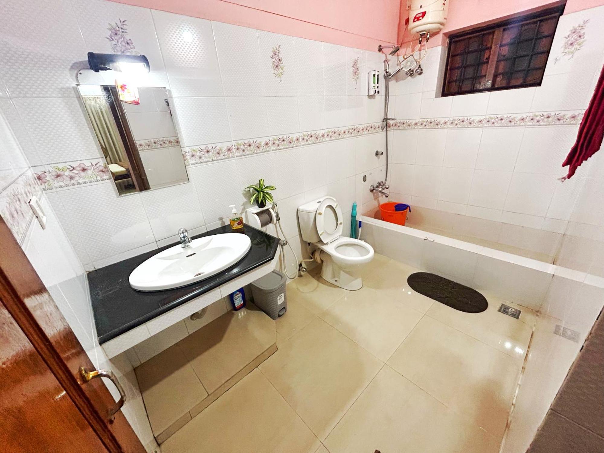 La Casa Trivandrum 4 Bhk Ac Luxury Villa At City Centre, Just 6 Kms To Airport トリバンドラム エクステリア 写真